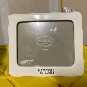 Rae dunn picture frame